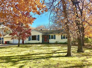 2221 E Golf Course Rd NE, Alexandria, MN 56308