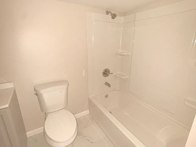 412 Gravel Pond Rd #8 — Photo 5