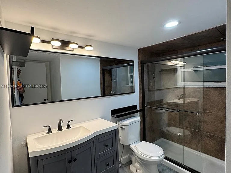 4000 NE 170th St #206 — Photo 6