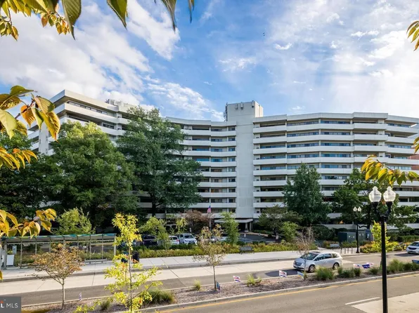 5300 Columbia Pike APT T12, Arlington, VA 22204
