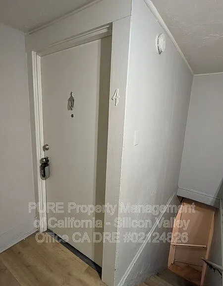 373 Richmond Ave #4 — Photo 2