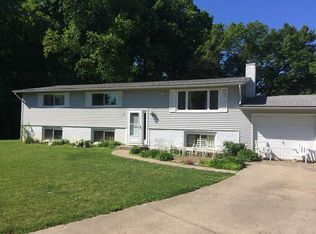 3634 Woolman Rd, Danville, IL 61832