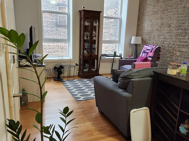 382 B George St N #202 — Photo 2