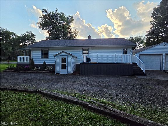 5th image of 236 Stewart Rd