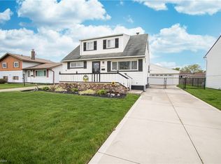 16371 Richard Dr, Brookpark, OH