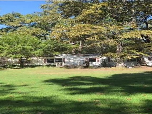 3rd image of 404 Montfort Rd