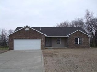 236 W Vulpine Dr, Valparaiso, IN 46385