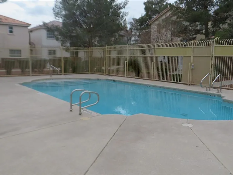 3014 Sunrise Bay Ave — Photo 30