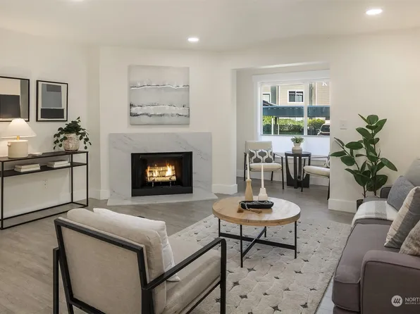 975 Aberdeen Avenue NE #J204, Renton, WA 98056