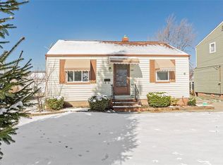 820 E 258th St, Euclid, OH
