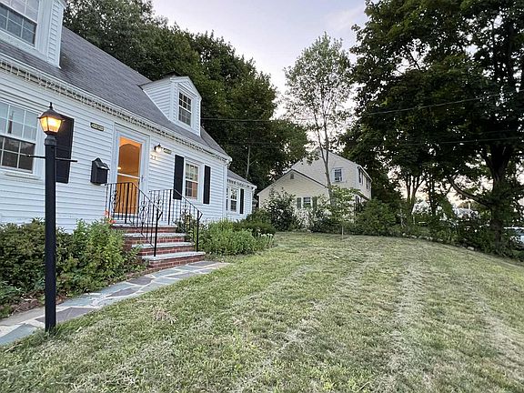 2nd image of 23 N Bowditch St