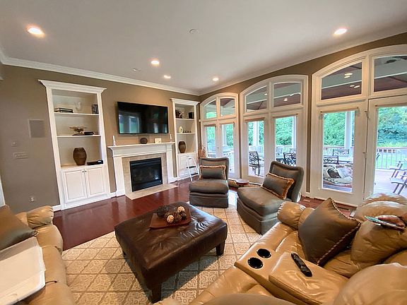 5th image of 20571 Wildbrook Ct