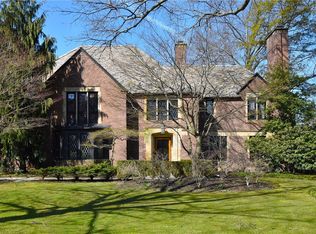 2690 Chesterton Rd, Shaker Heights, OH 44122