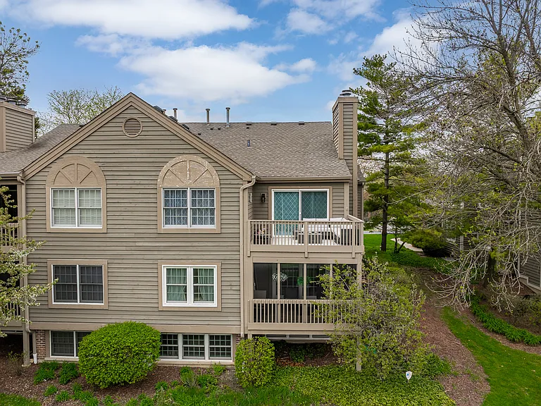 1504 Aberdeen Ct #1504 — Photo 27