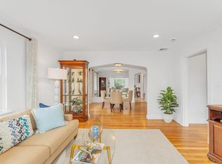 5 Spinney St #2, West Roxbury, MA 02132