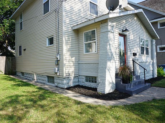 5th image of 1154 Kalamazoo Ave SE