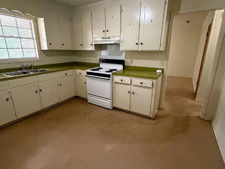 205 Daniel St #6 — Photo 5