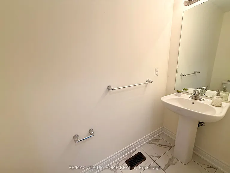 362 Kirkham Dr — Photo 14