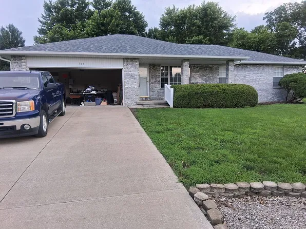 865 S Colony Ave, Bolivar, MO 65613