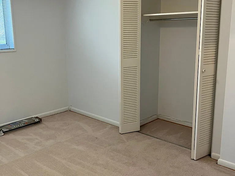 10620 Weymouth St #101 — Photo 69