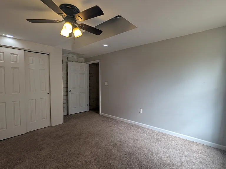 1514 N Elaine Way — Photo 27