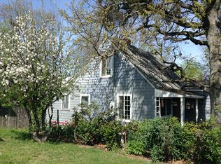 500 5th St, Phoenix, OR 97535