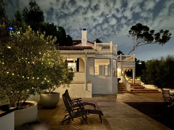 2002 Hillcrest Rd, Los Angeles, CA 90068