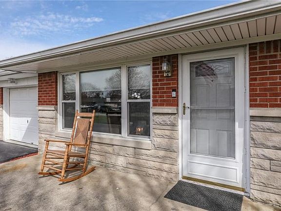 5th image of 4216 Knoll Top Dr