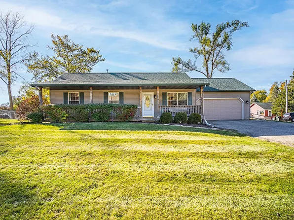 W1351 Highland BOULEVARD, Genoa City, WI 53128