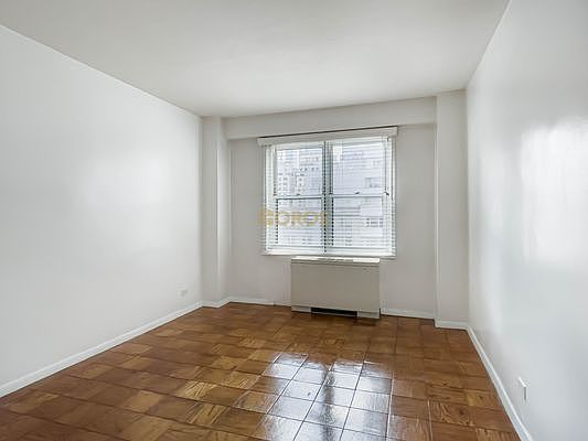5th image of 224 E 60th St APT 8E