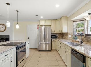 1969 Frontera St, Navarre, FL 32566