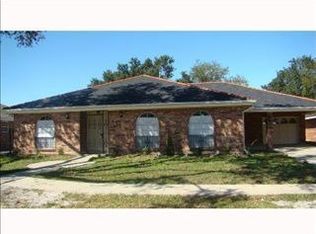 7021 Bamberry St, New Orleans, LA 70126
