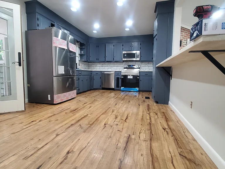 42 Lynn Rd — Photo 2
