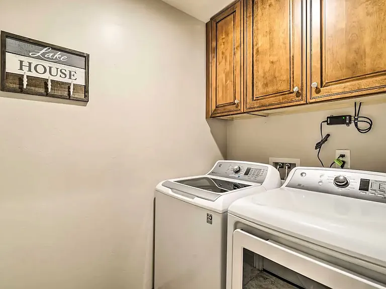 3460 Oro Grande Blvd — Photo 16