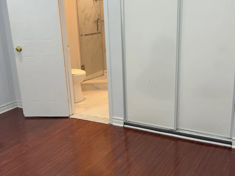 37 Rotherglen Rd N #BASEMENT — Photo 6