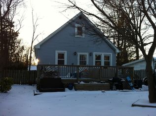 8 Circle Dr, Mount Arlington, NJ 07856