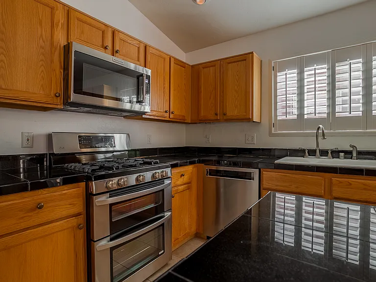 685 W Placita Vega Vis — Photo 5