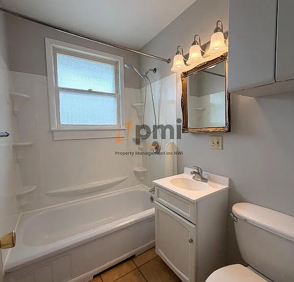 3003 Oakdale Ave — Photo 8