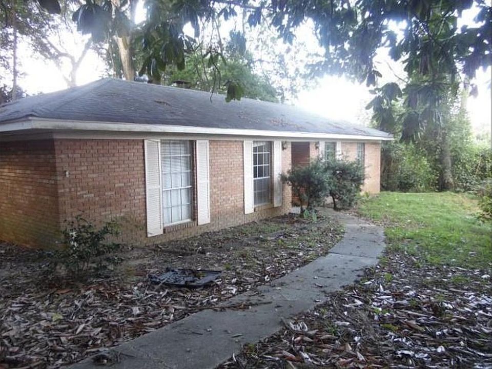 1st image of 815 Central Ave