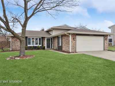 1000 Brower Dr, Roselle, IL, 60172