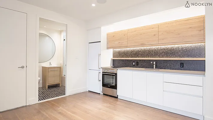 Rented by Nooklyn NYC LLC | media 1