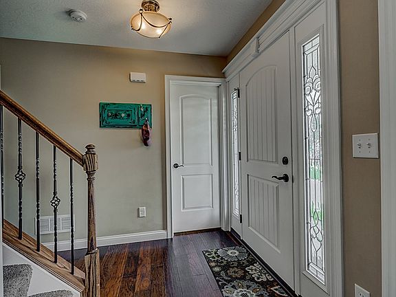 2nd image of 355 Molise Cir