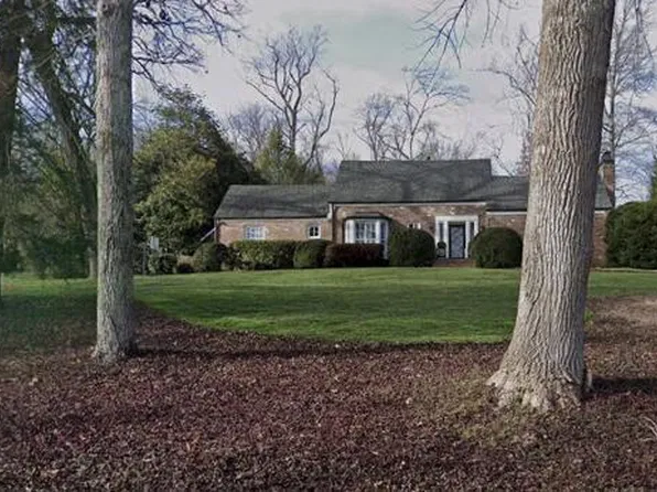 6925 Stone Mill Dr, Knoxville, TN 37919