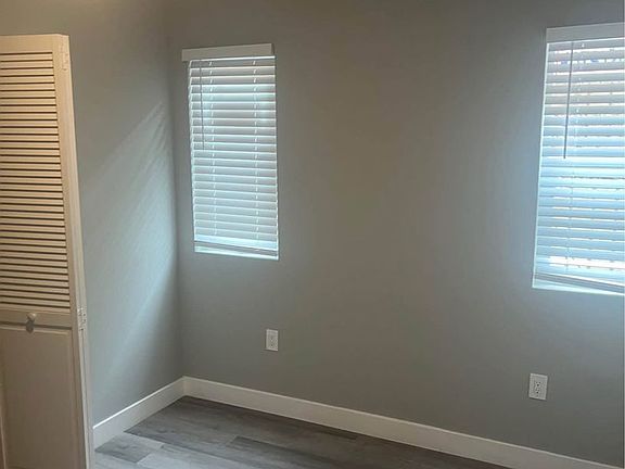 4th image of 3500 W 63rd St #16