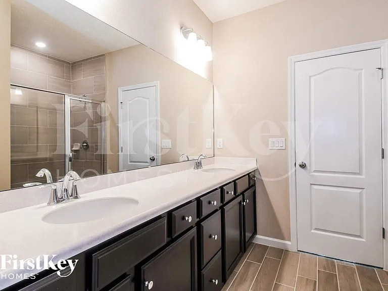 385 Stone Arbor Ln — Photo 9
