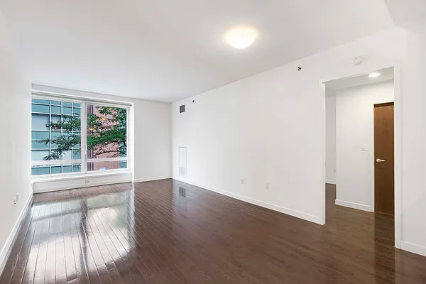 Rented by Cooper & Cooper Real Estate | media 19