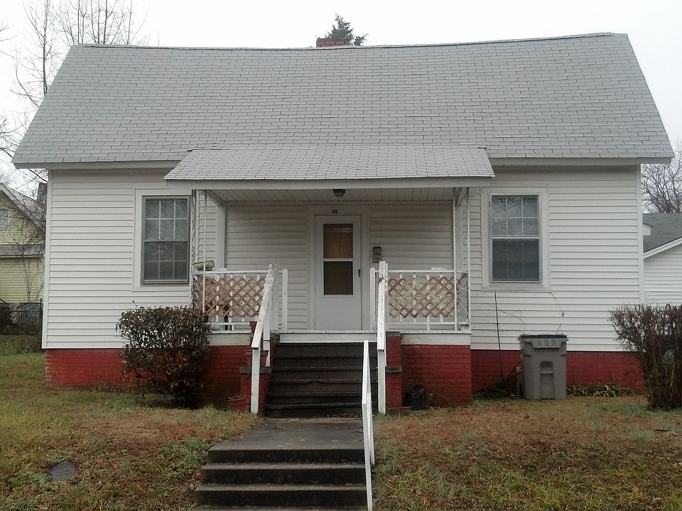 1st image of 311 S Hill St