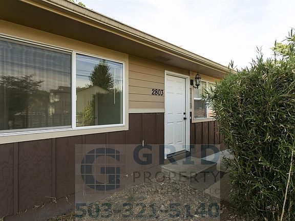 4th image of 2803 SE 125th Ave