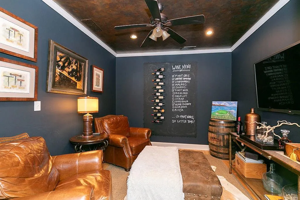 3 bed, 4.0 bath, 2962 sqft, $4,750 — Photo 1
