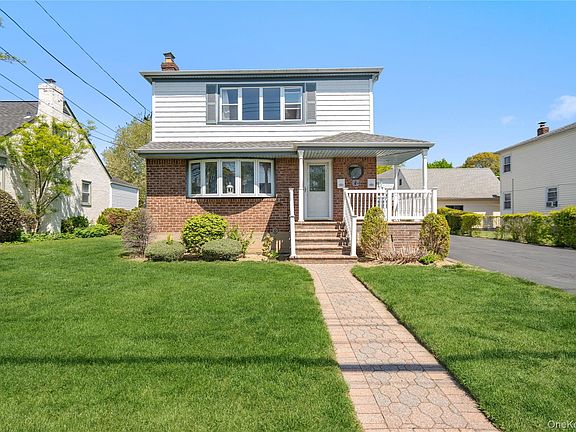 2nd image of 77 Hendrickson Avenue
